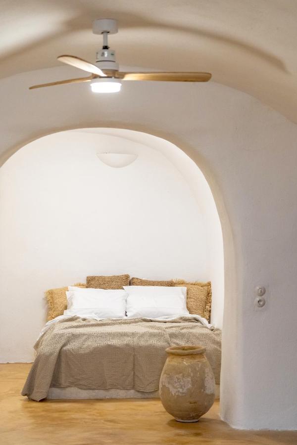Caval I Hotell Fira  Exteriör bild